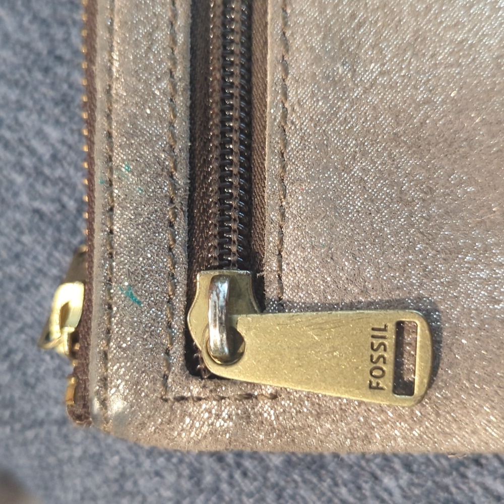 Fossil Fold Wallet In Metallic Light Gold/Tan - image 3